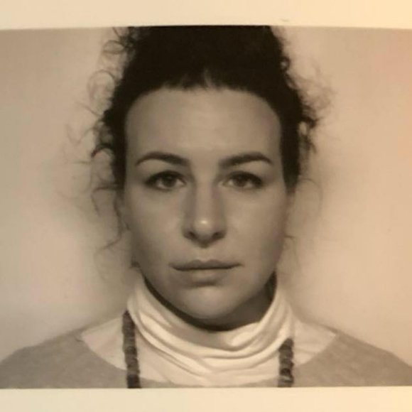 Meet your Posher, Emma - Picture 2 of 2